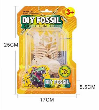 (Tyrannosaurus rex, Tyrannosaurus rex, Triceratops, Spinosaurus, saber toothed tiger)   ITEM NO.： W005086