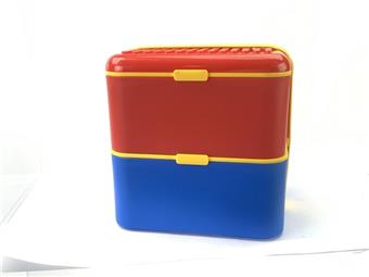 Building block square double-layer strap lunch box (with spoon 1400ML) Material: PP,SILICONE,ABS   ITEM NO.： W007514