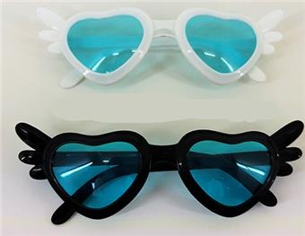 Black and white heart-shaped glasses   ITEM NO.： W028456