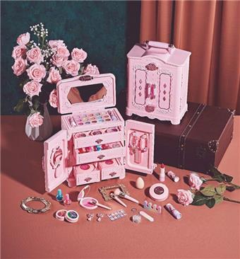 Princess Wardrobe Versatile Makeup Box (Pink)   ITEM NO.： W058680