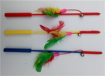 Pet toys with colorful feathers and cat teasing sticks   ITEM NO.： W062567