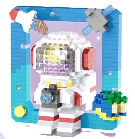 Light frame astronaut building blocks (396PCS)   ITEM NO.： W045936