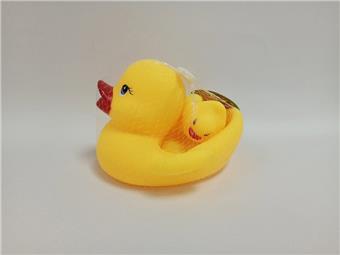 Big winged duck paired with three small ducks   ITEM NO.： W041881