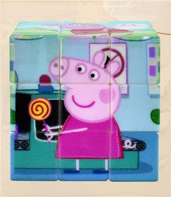 3.5CM Peppa Pig Pace Rubik's Cube (UV printing) 12PCS One middle package Level 3 small Rubik's Cube Level 3 mini Rubik's Cube Key Chain Pendant pendant Puzzle Rubik's Cube Decompression Release Puzzle Toy Finger Game   ITEM NO.： W042705