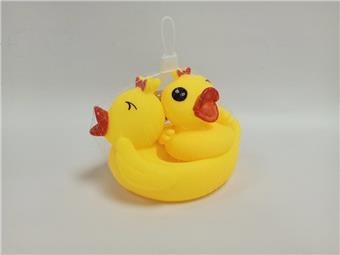 Beautiful duck paired with medium duck   ITEM NO.： W041894