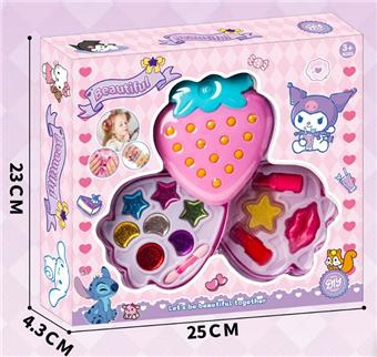 Two layer strawberry shaped children's makeup   ITEM NO.： W060079