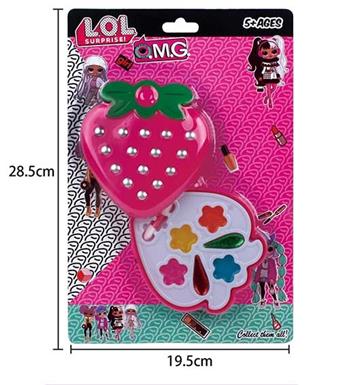 Strawberry surprise with a layer of cosmetics   ITEM NO.： W058495