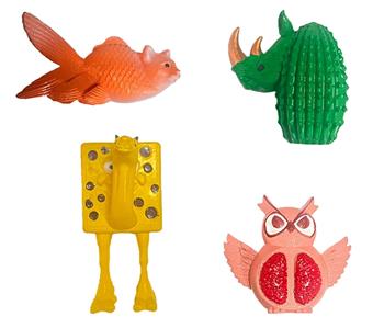 Shanhaijing wooden stick figurine 4 OPP bags   ITEM NO.： W055655