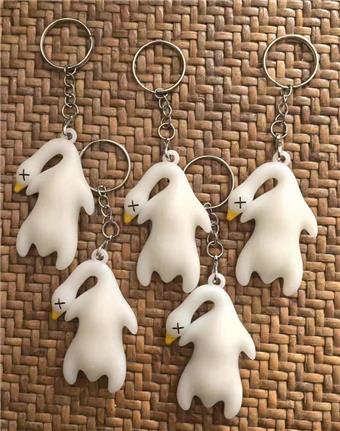 Chao Play Night Light Color Changing Roast Duck with Keychain   ITEM NO.： W048790