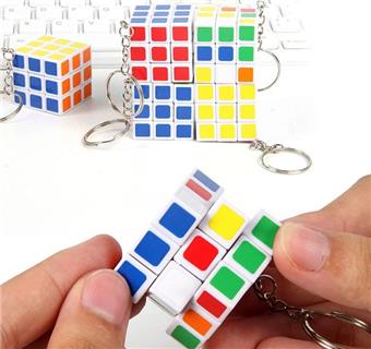 Unstress toy puzzle toy ZCUBE three-level color mini Rubik's Cube keychain solid color sticker free 3.0CM pendant puzzle toy   ITEM NO.： W048503