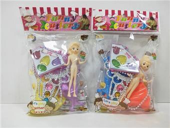 Disassemble and assemble princess makeup, dress up as a princess and play house by yourself   ITEM NO.： W060232