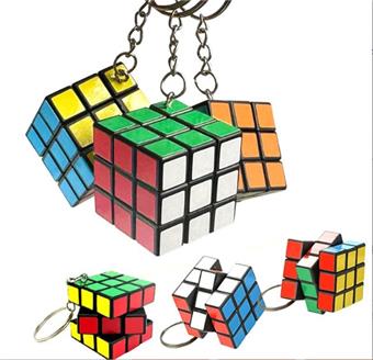 3cm Rubik's Cube Keychain Three Step Mini Rubik's Cube Keyring Toy   ITEM NO.： W048401
