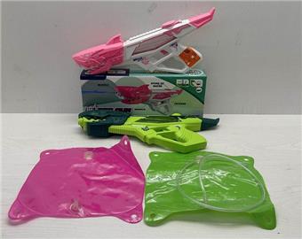 Shark water gun backpack   ITEM NO.： W068450