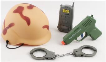 Special combat hat+walkie talkie+mobile phone+firing gun   ITEM NO.： W068961