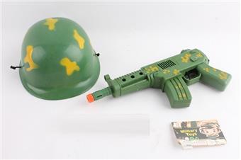Grid camouflage vibrating flint gun+field hat   ITEM NO.： W068982