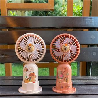 Capibala handheld fan (doll+sticker)   ITEM NO.： W078581
