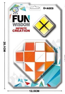 Two color magic ruler with heart-shaped peach shape+second-order black/white Rubik's Cube   ITEM NO.： W093209