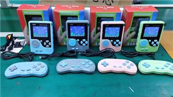 Doubles handheld game console   ITEM NO.： W086058