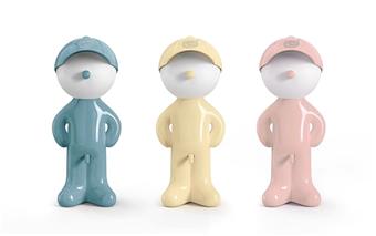 New hat wearing shy boy desk lamp (wire bulb version)   ITEM NO.： W088175