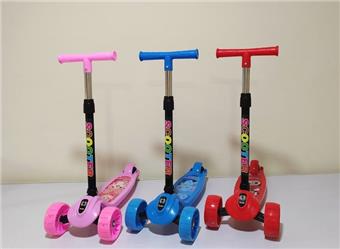Children's scooters   ITEM NO.： W098257