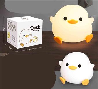 Patting the chubby duck with a warm light&nbsp;&nbsp;&nbsp;ITEM NO.： W108141